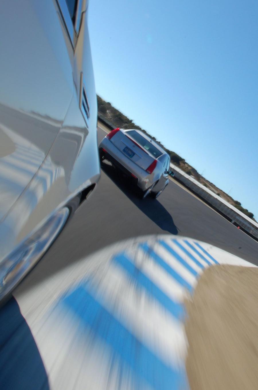  Cadillac CTS 2008 года  (фото 214 из 293)